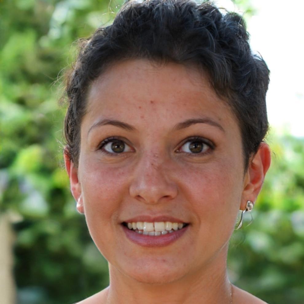 Portrait de Margot Delvaux, formatrice en analyse financière